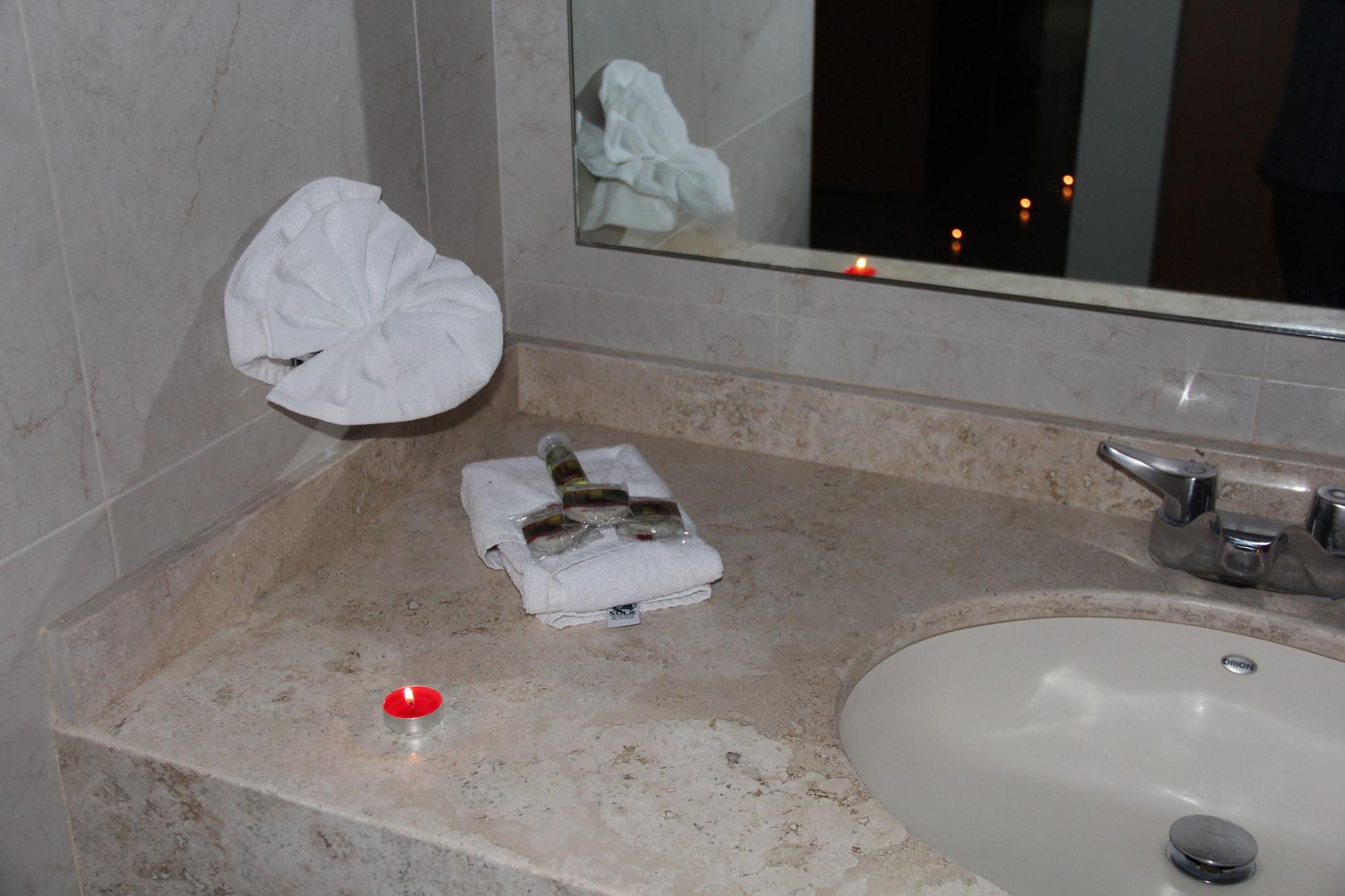 Hotel Real Zapopan Eksteriør billede